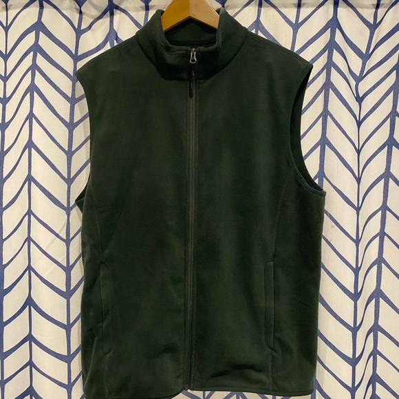 Generic Men’s Green Fleece Vest - Picture 1 of 5